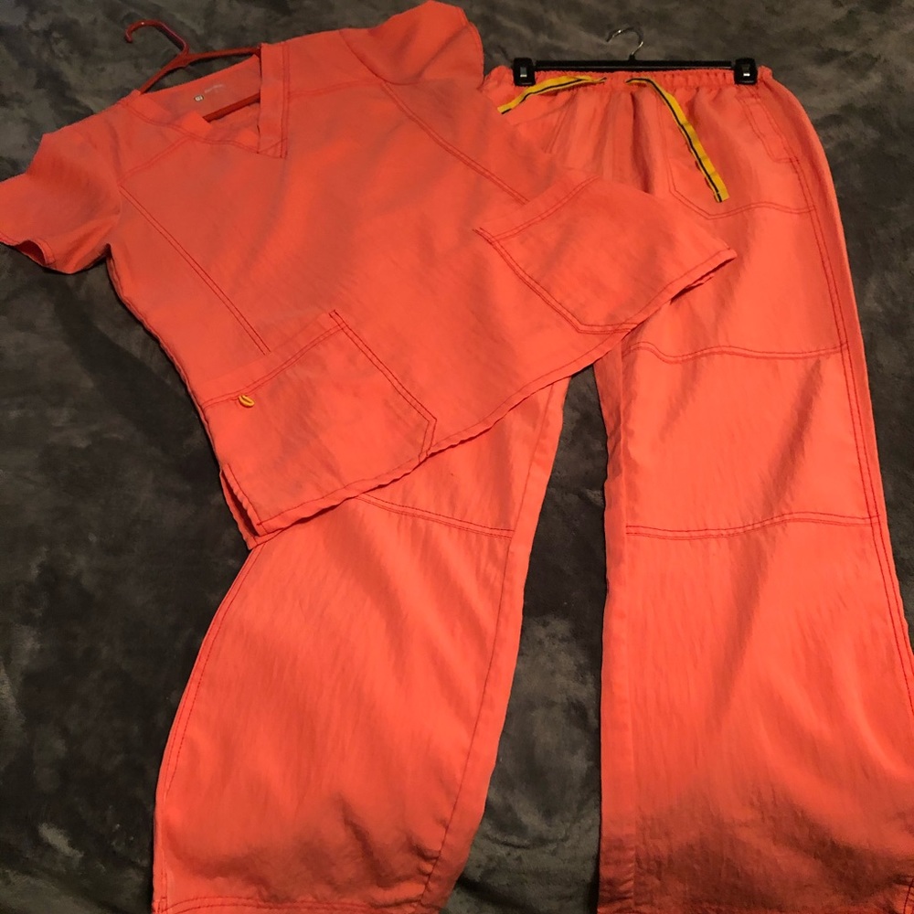 Wonder Wink 4 way stretch scrubs